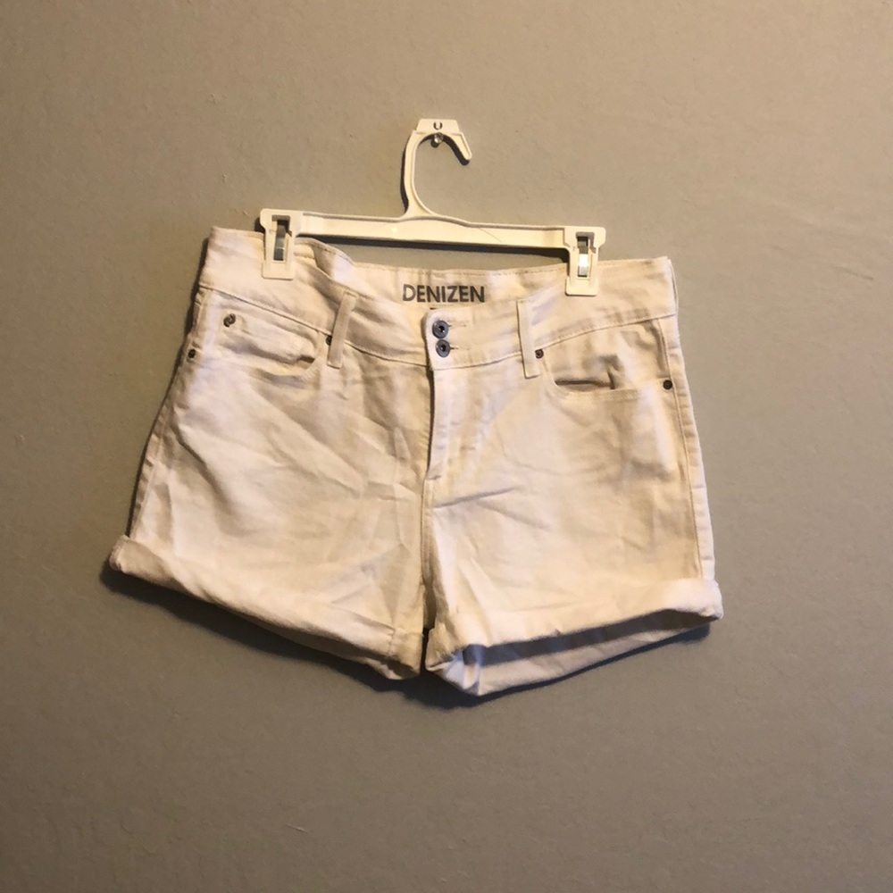 Levi’s High rise white jean shorts